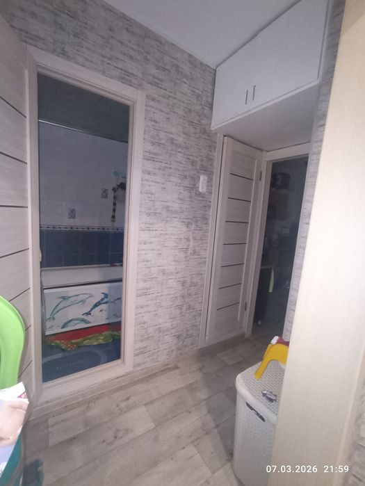 Продам 2х кв 6мкр 87дом