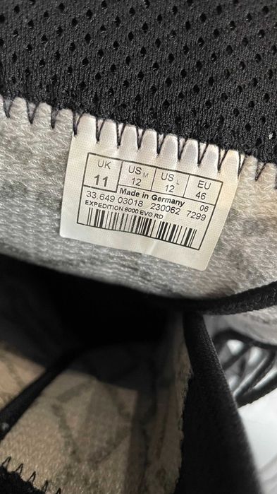 Продавам височинни обувки Lowa EXPEDITION 8000 EVO RD