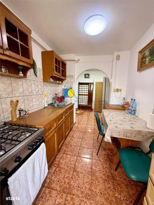 Apartament cu 2 camere decomandat, etaj 2  - Canta