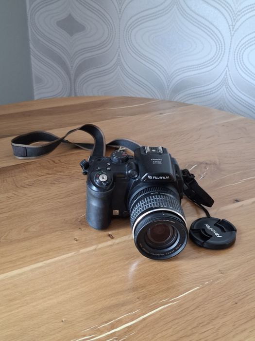 Fujifilm FinePix S9500