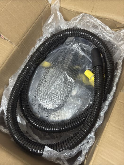 НОВЫЙ Karcher PUZZI 8/1