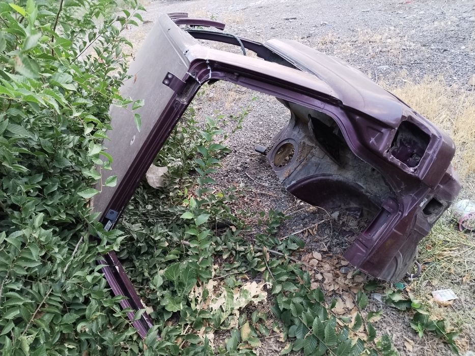 Крышка на Ауди 80 B4 универсал