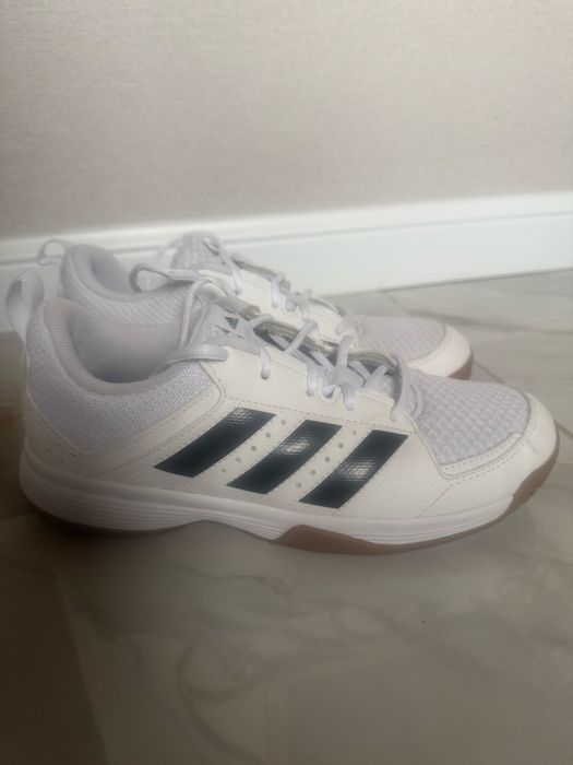 Кроссовки 38 размер