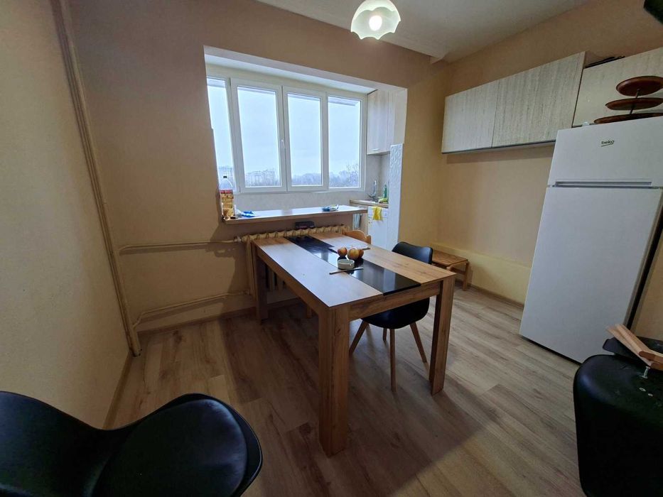 Дава се под наем Тристаен апартамент в София, Център - 90 кв.м за 746.64 € - Снимка #8