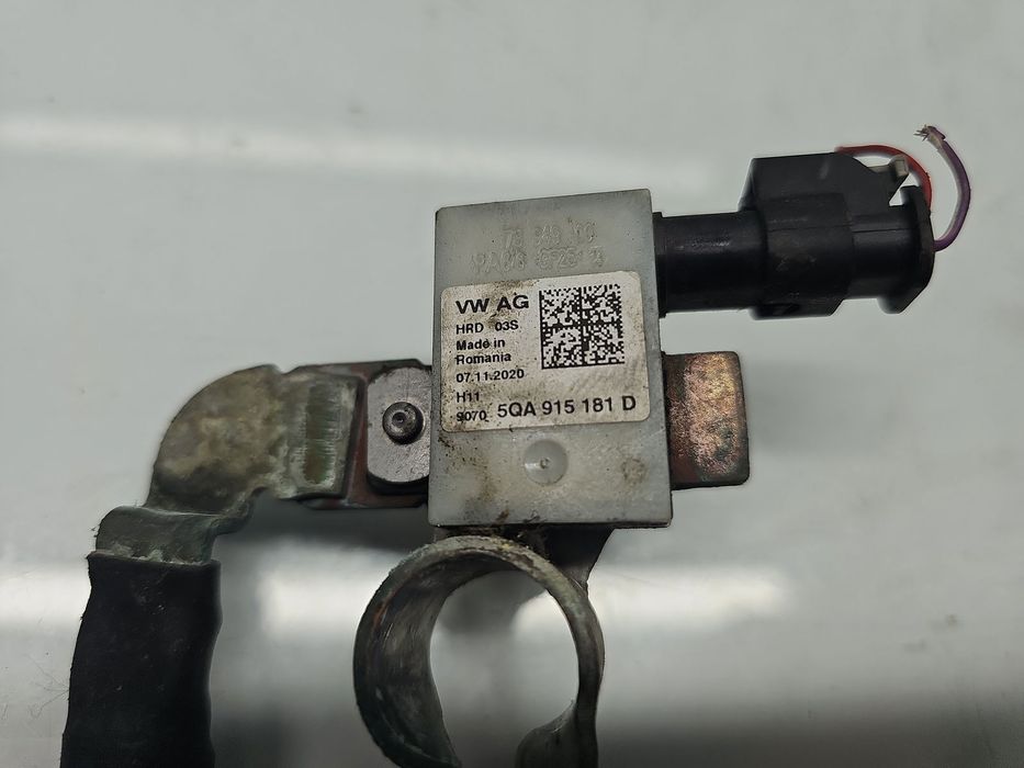 Borna baterie (-)  Volkswagen Tiguan II (AD1, AX1) [Fabr 2016-2018] 5Q