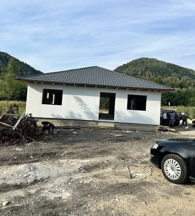 Vând case modulare de locuit