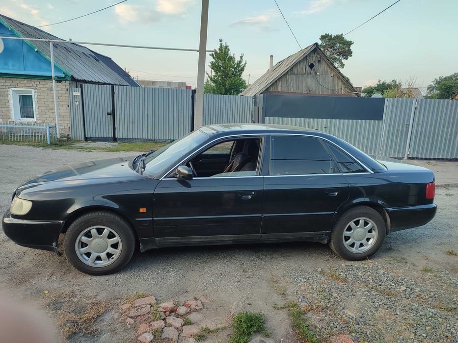 Продам Ауди а6 С4