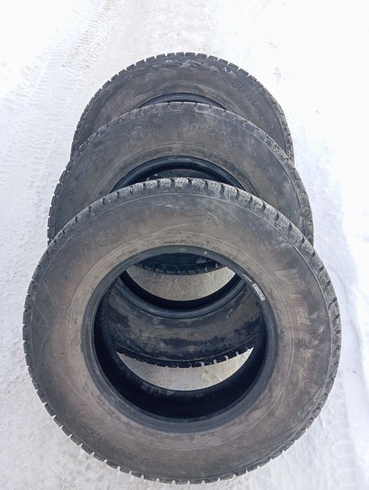 Зимняя резина 205/75/15