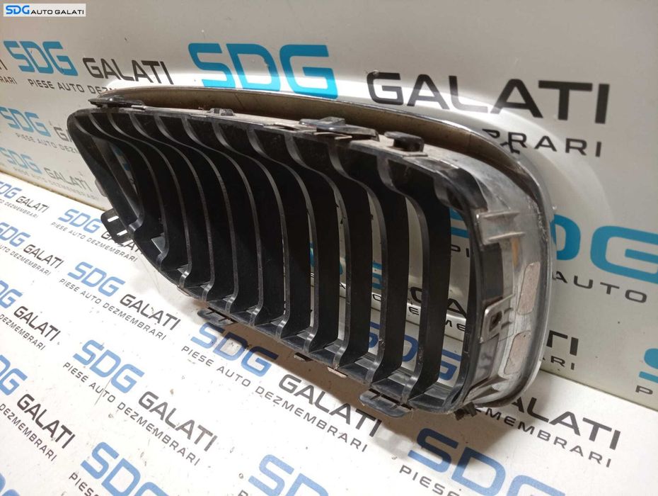 Grila Nara Stanga de pe Bara Spoiler Fata BMW BMW Seria 3 E90 E91 Facelift 2005 - 2011 Cod 7201967 L51.13-7201967 224059-10 [M5806]