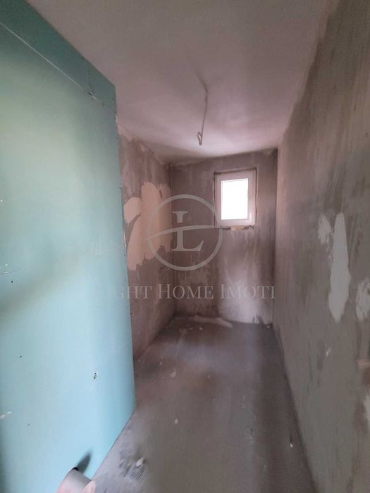 Продава се Тристаен апартамент в Пловдив, Кючук Париж - 99 кв.м за 856 €/кв.м - Снимка #7