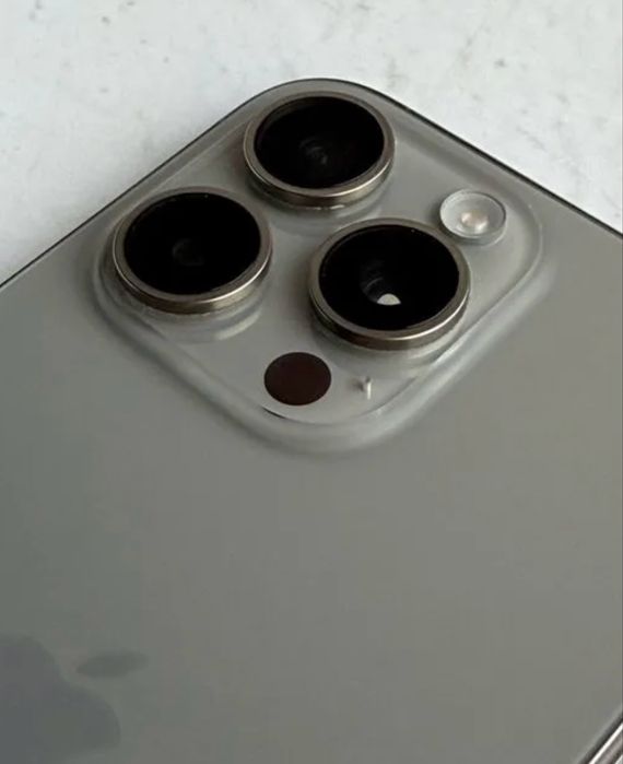 Айфон 15 про макс 256