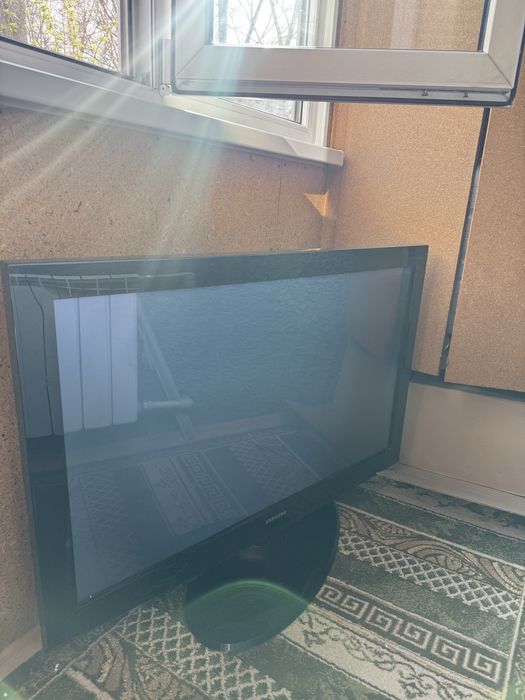 Телевизор самсунг