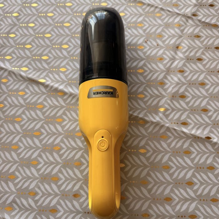 Ръчна прахосмукачка KARCHER CVH 2