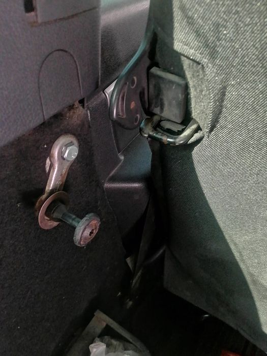 Пластинка для сидений ларгус