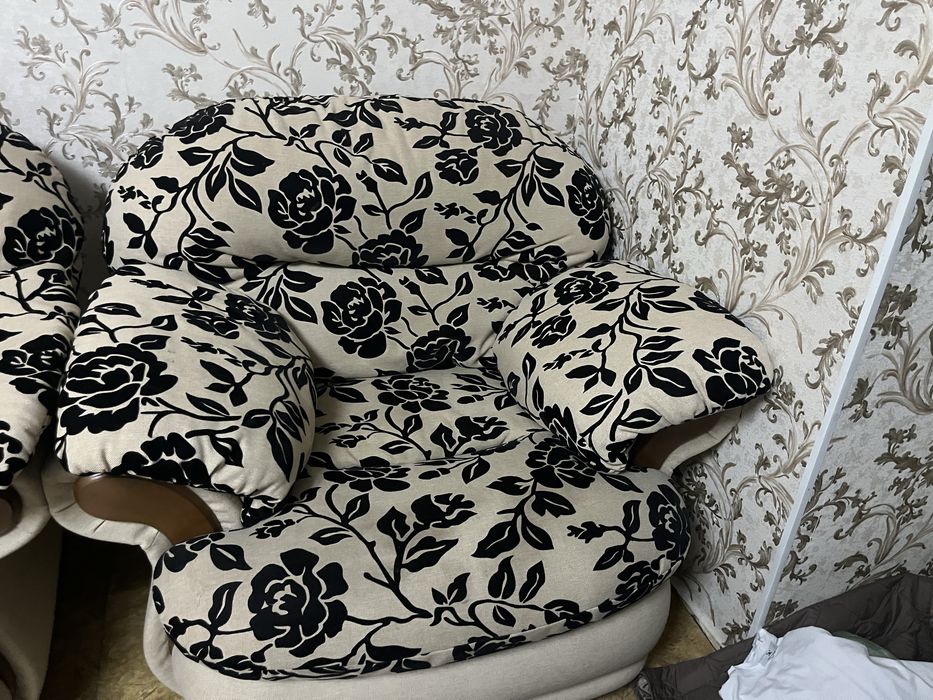 Диван + 2 кресла — производство Беларусь.