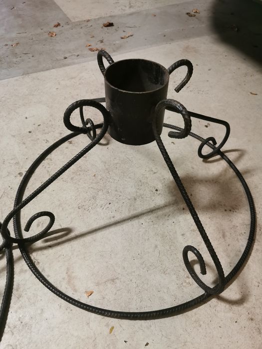 3 Suporti pentru brazi mari, reglabil cu apa si fier forjat