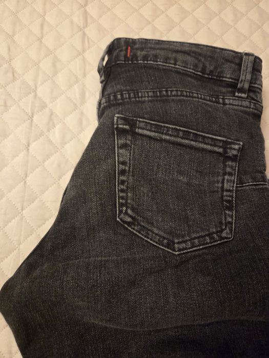 Blugi evazati noi Zara, S/ 36