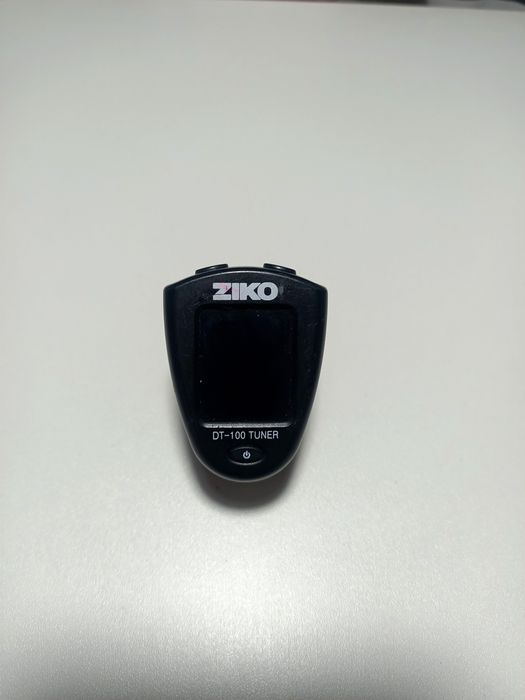 Тюнер для гитары