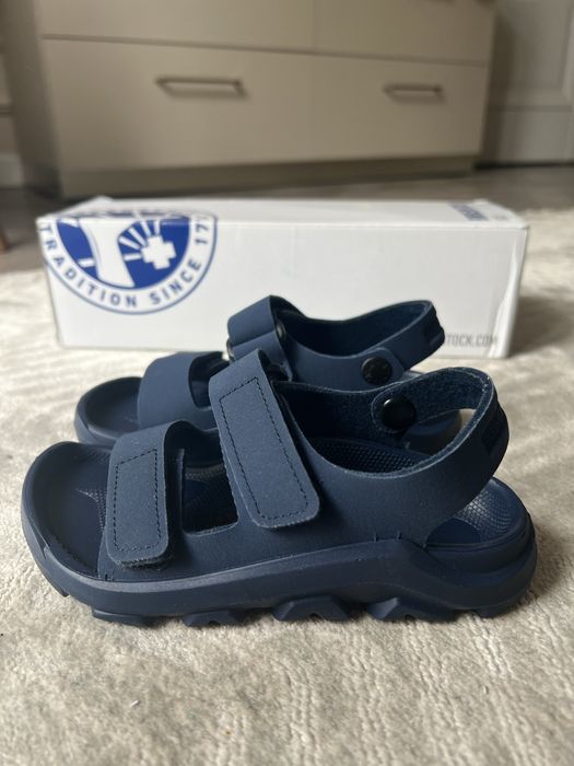 Новые сандалии Birkenstock