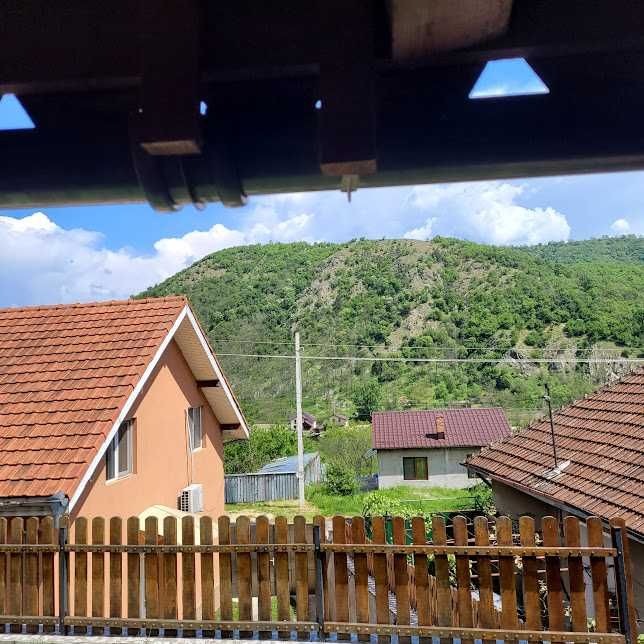 casa de vacanta de inchiriat