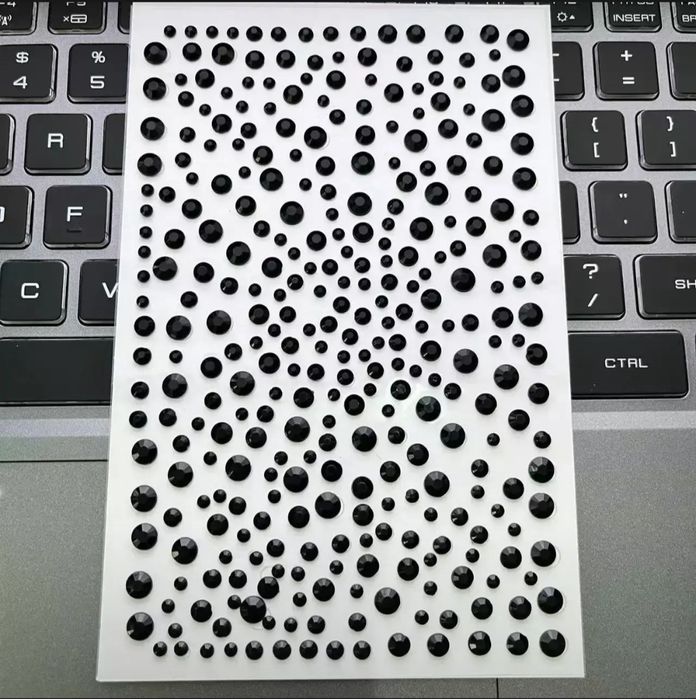 Стразы -жемчуг,прозрачные и черные для макияжа, причесок