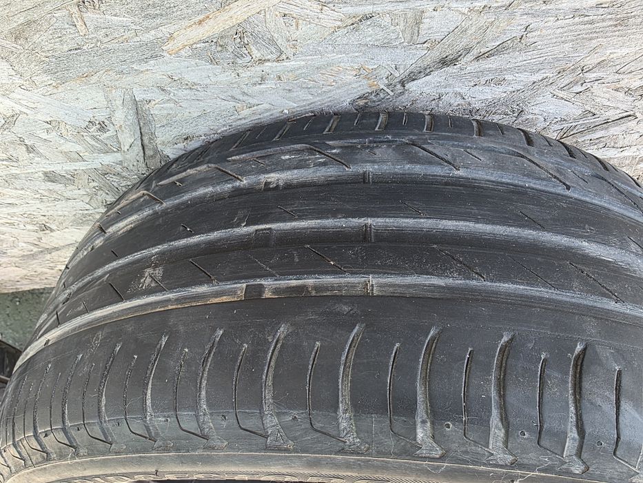 2 anvelope vara 225/50 R17