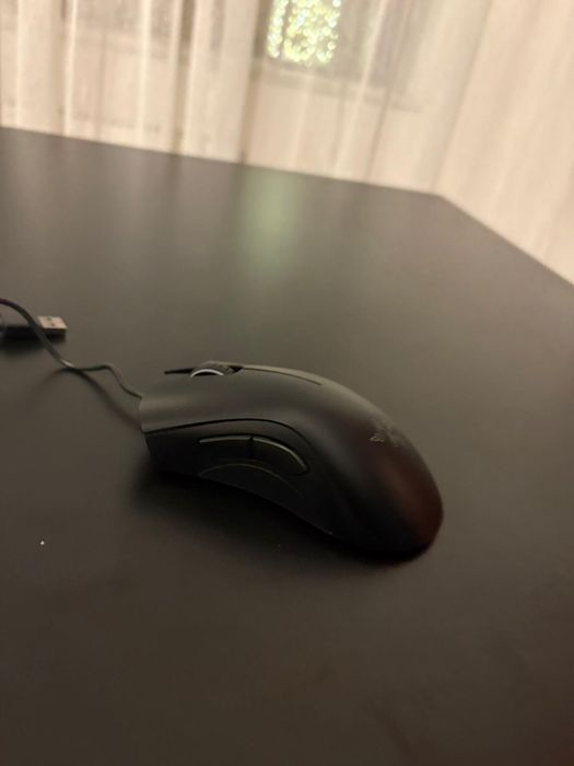 mouse razer putin folosit