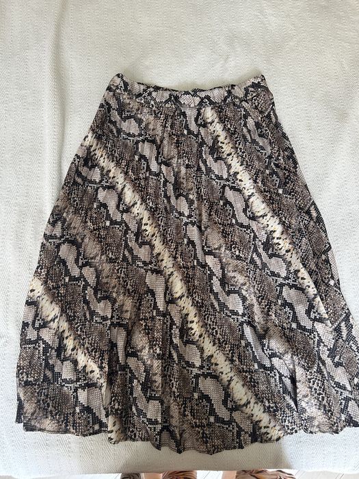 Женские платья и обувь