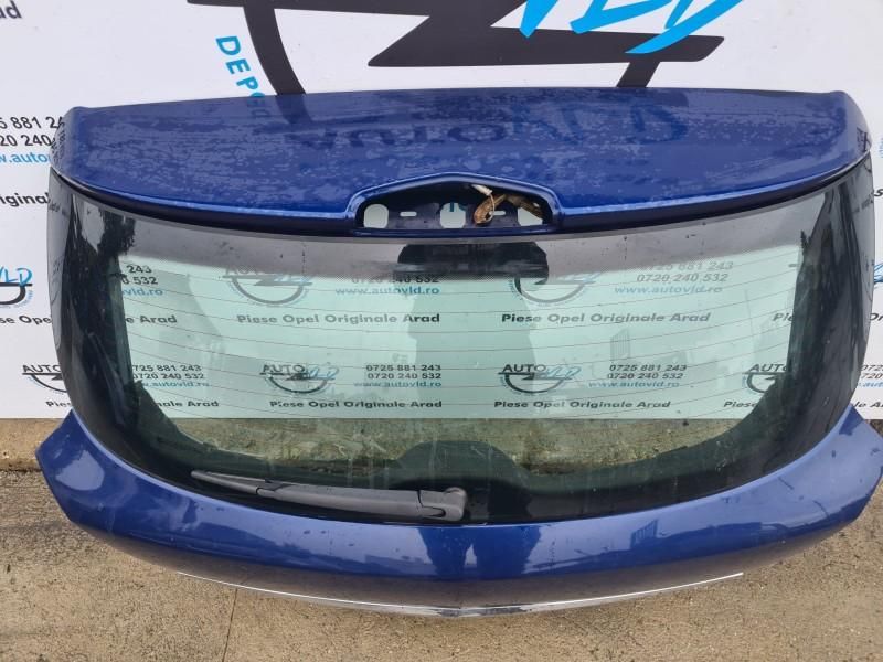 Haion cu luneta Opel Astra H GTC