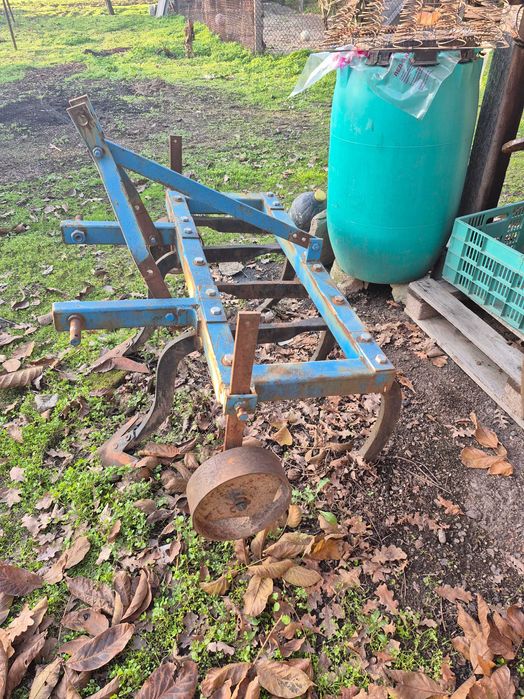 Чизел за малък трактор