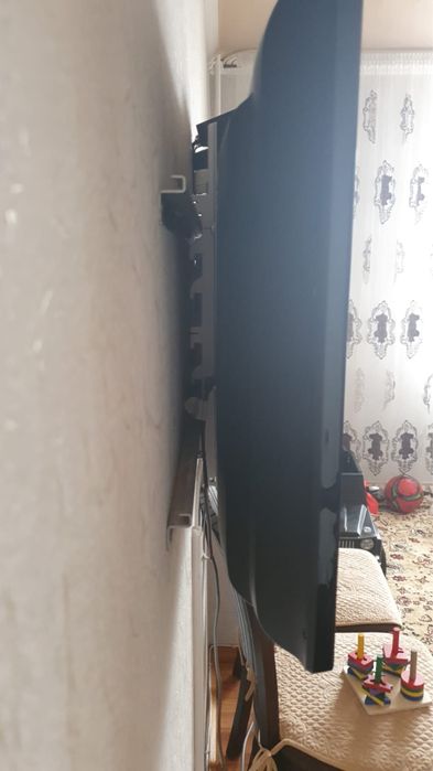 Телевизор samsung