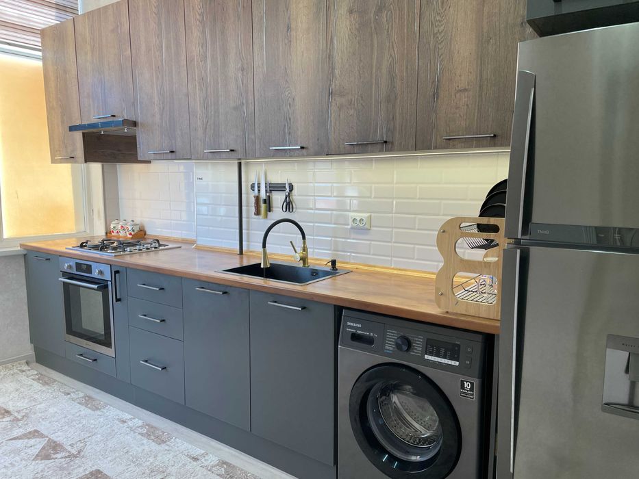 Samarqand sh, Islohot 11, 7-qavat. 76m2. Mo'ljal: Gamma Med klinikasi