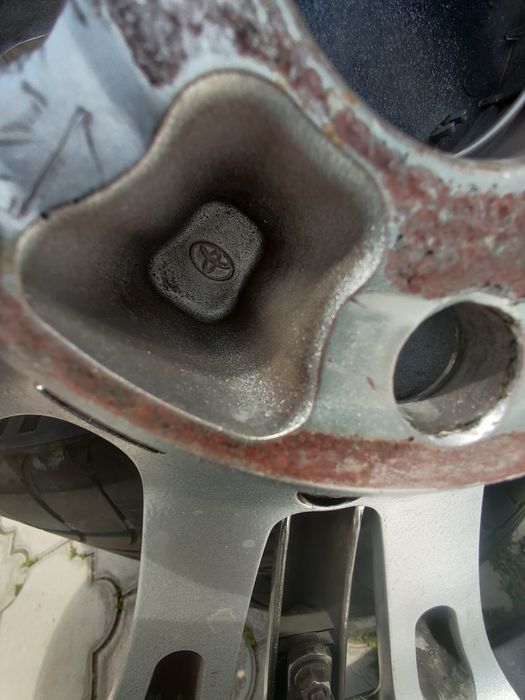 Продам диски R18 от Lexus GS (гибрид)
