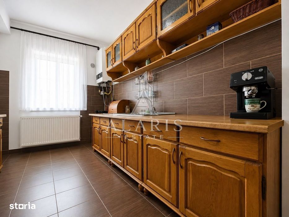 Apartament cu 4 camere, etaj intermediar, zona Bucovina — fotografia 1