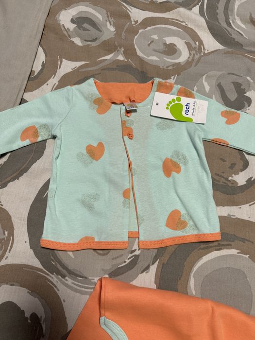 Нов комплект за бебе от 2 части Rach ромпър и връхно