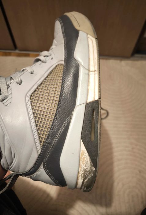 Jordan flight 9.5
