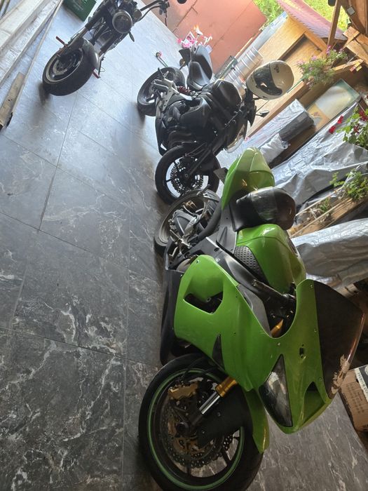 Kawasaki Zx6R verde