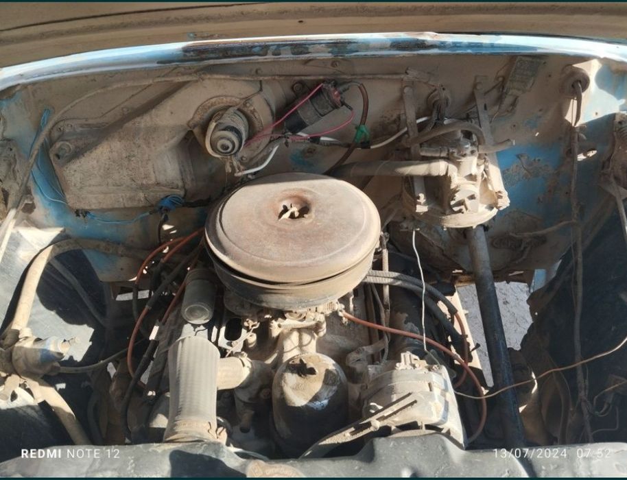 Gaz 53 sotiladi 1989 yil gazi bor  holati yaxshi