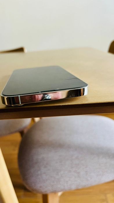 Продам iPhone 13 Pro max