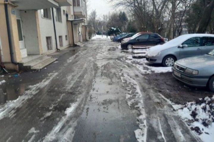 Boxa depozitare demisol