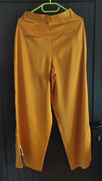 стилен панталон с висока талия, широк крачол