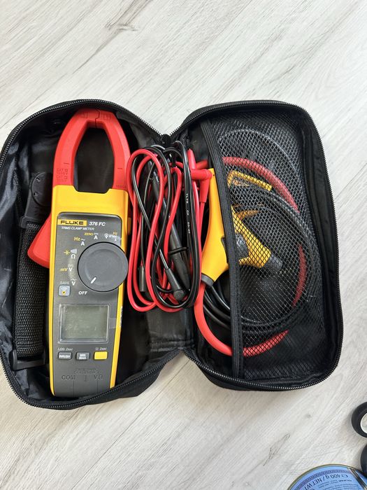 Fluke 376 FC Clamp Meter