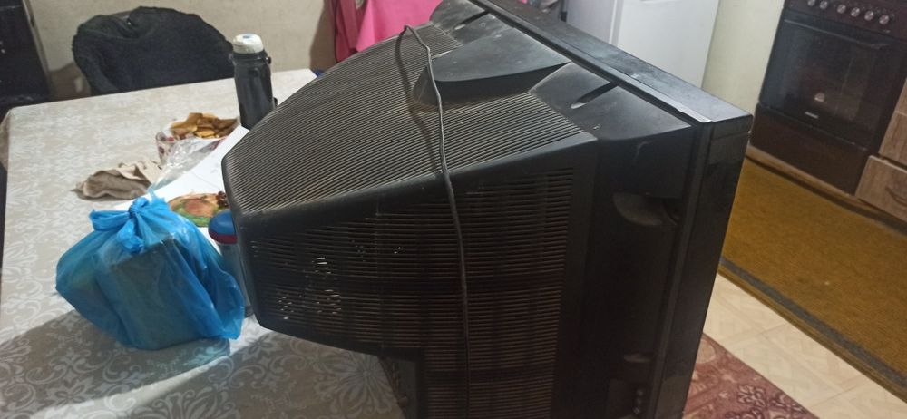 Televizorlar sotiladi 150 mingdan bervoraman