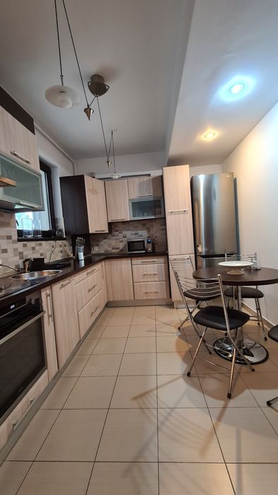 Apartament 2 camere decomandat/terasa/parcare subterana - zona Biharia