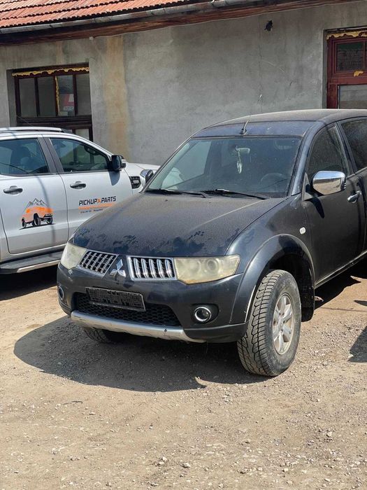 Dezmembrez Mitsubishi L200 2.5 diesel 2010-2014