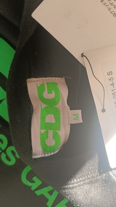 кофты/лонгсливы CDG   Comme des Garçons CDG "Breaking News" Logo
