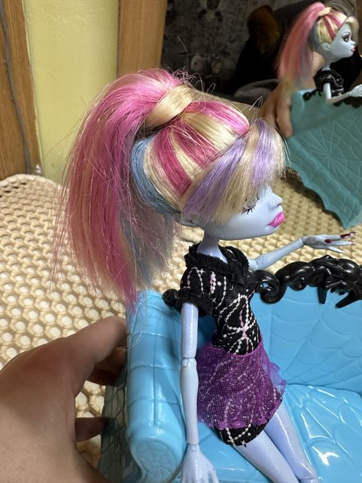 Продам куклу монстр хай!