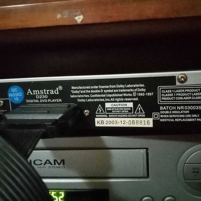 CD/DVD player Asmstad si Telesystem