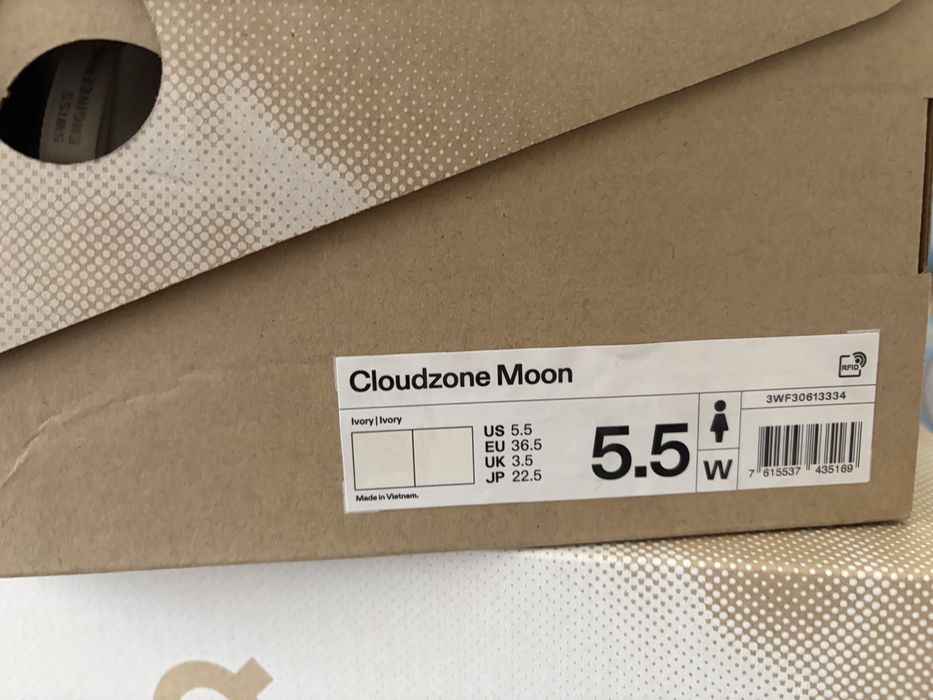 Оригинальные On Cloudzone Moon на узкую стопу