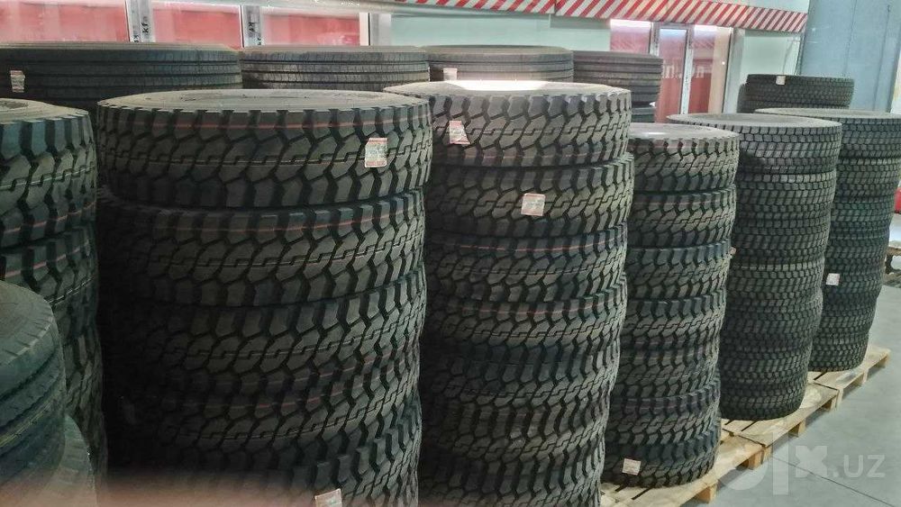 Оригинальные грузовые шины Bridgestone / ведущие / рулевые / прицепные